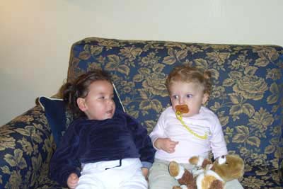01_Rebecca_ed_Anna.jpg
